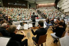 Kinder-Uni: Warum klingt Musik so schön?